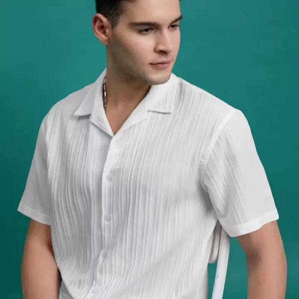 Crisp White Textured Short-Sleeve Shirt - Image 3