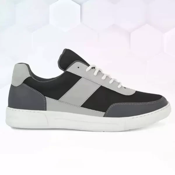 Black Casual Sneakers with White Stripe Accents - Image 4